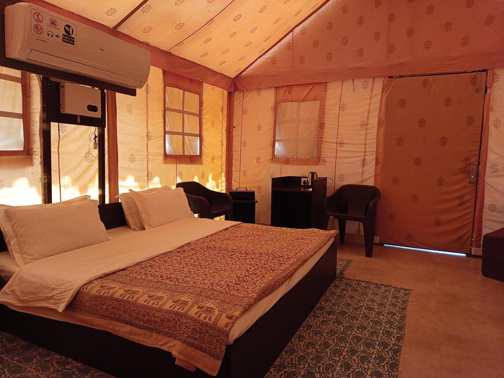 Shivir Aranya - Wilderness Resort Алвар Екстериор снимка