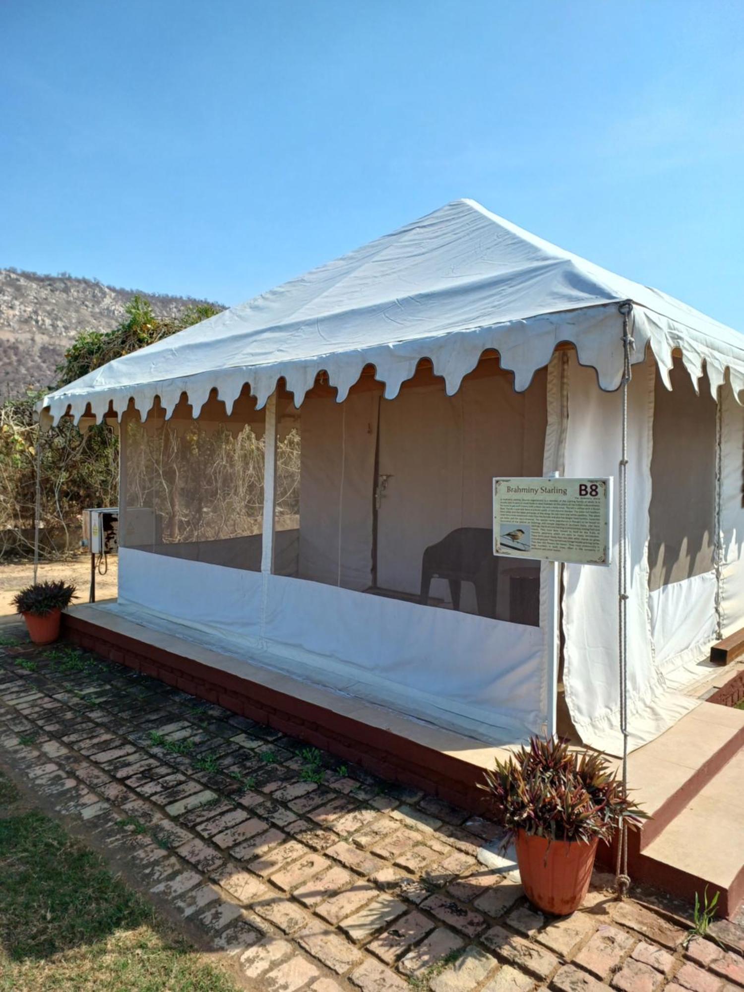 Shivir Aranya - Wilderness Resort Алвар Екстериор снимка