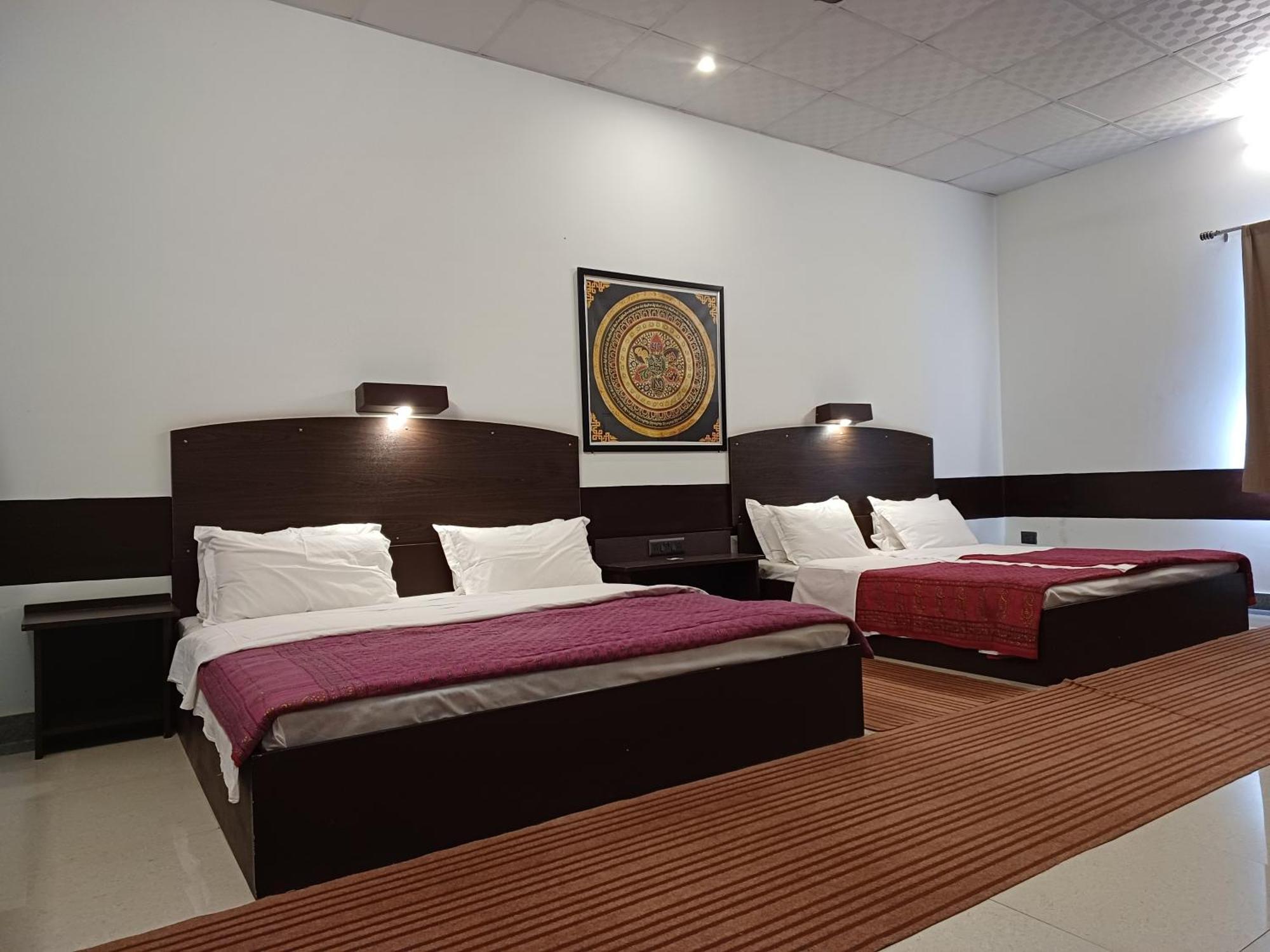 Shivir Aranya - Wilderness Resort Алвар Екстериор снимка